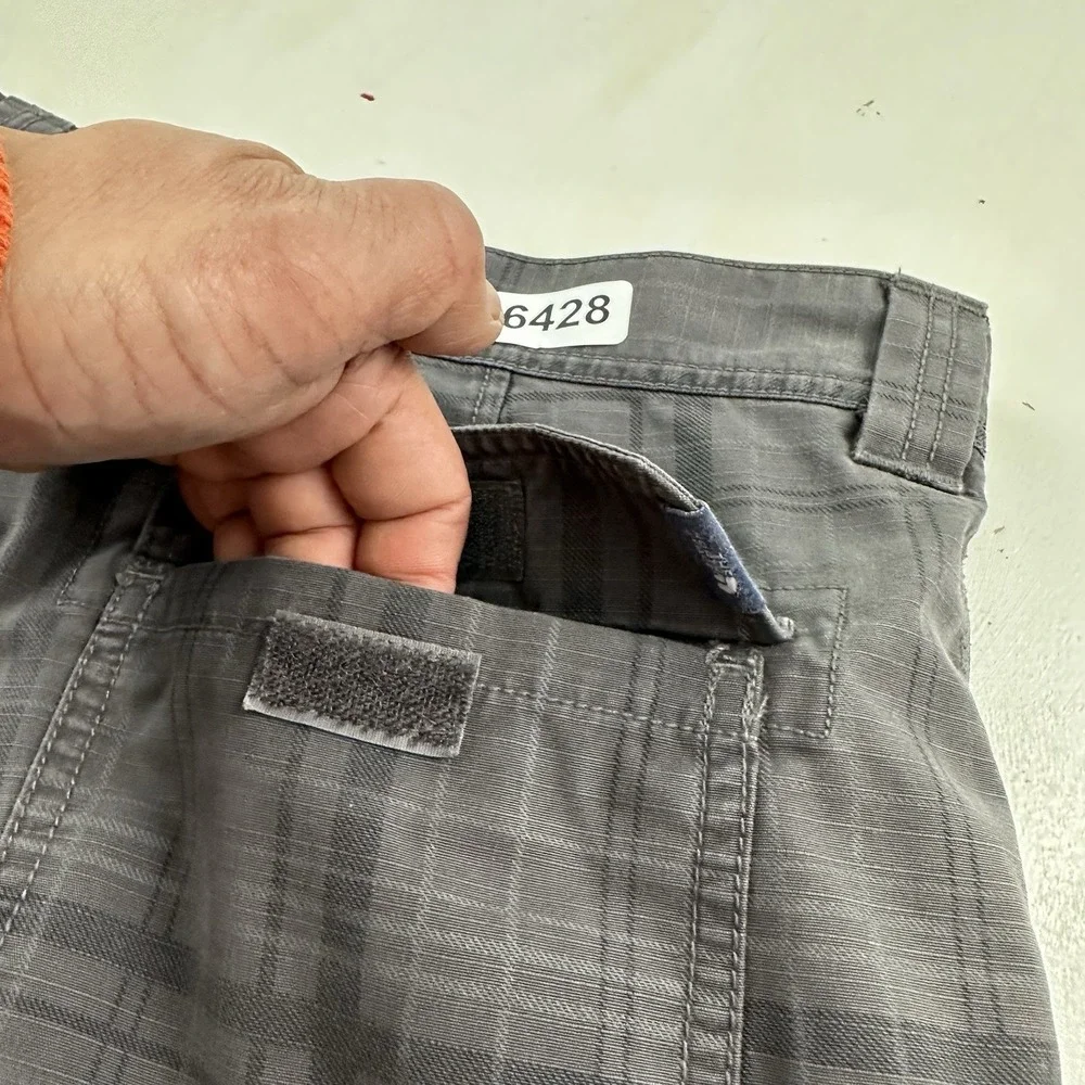 VTG  The North Face Cargo Plaid Shorts Men 36 x 11 Gray Hiking Outdoor Gorpcore
